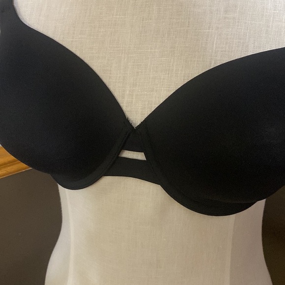 Warner’s black full coverage wireless bra size 36D - Picture 2 of 5